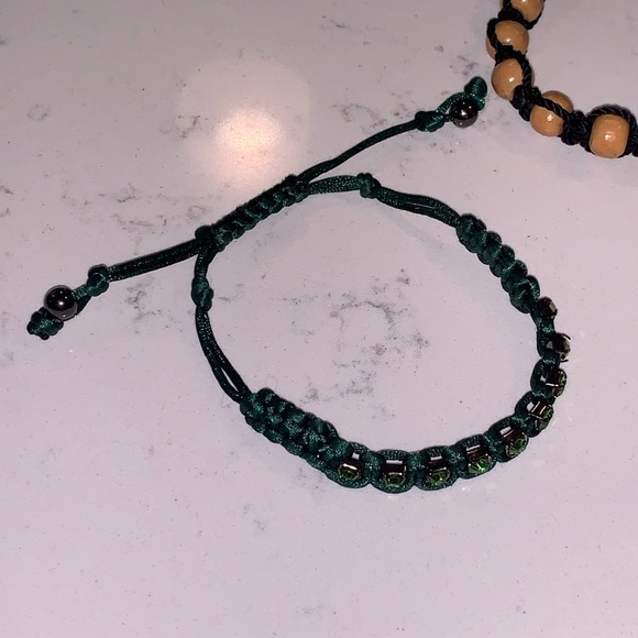 Bracelets - Picture 3 of 14